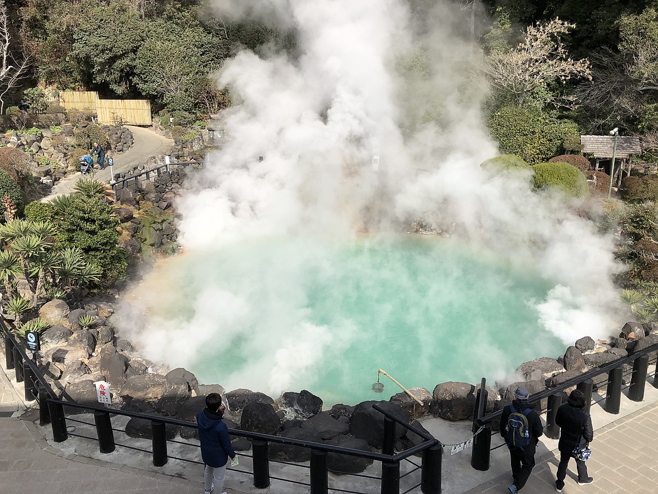Fukuoka hotels base for day trips Beppu Yufuin Dazaifu