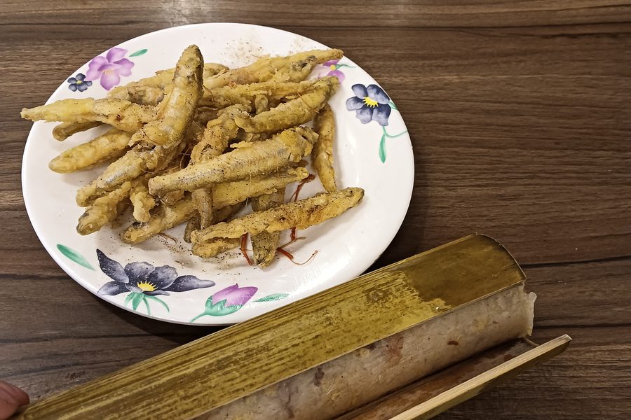 Lao Jiu Yellow Wine ไวน์เหลืองมาจู่ สุราหมักข้าวท้องถิ่นรสหวานนุ่ม ของฝากยอดนิยม