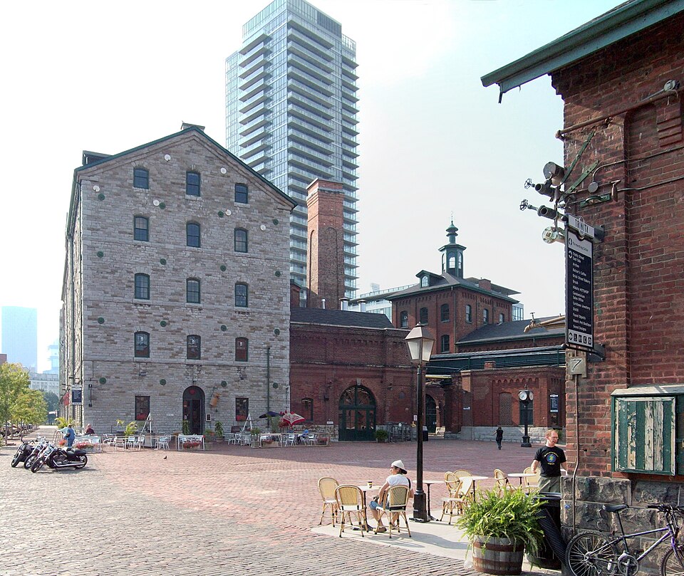 Downtown / Church โตรอนโต