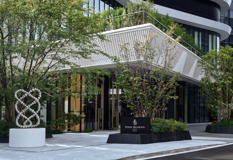 Four Seasons Hotel Osaka