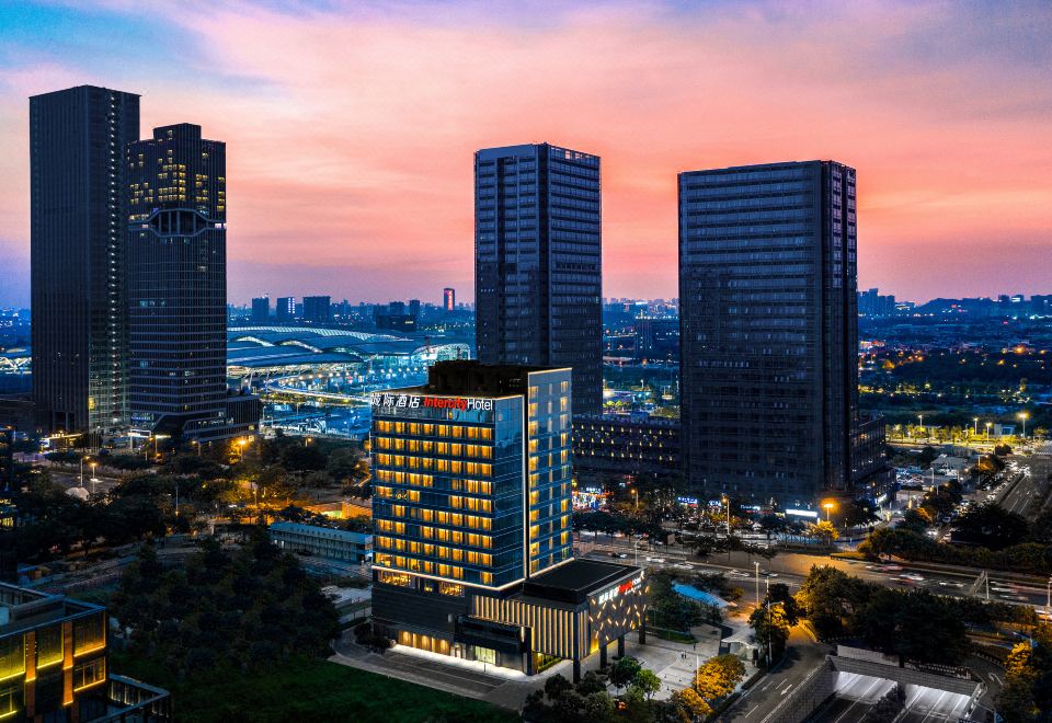 IntercityHotel Guangzhou South Railway Station (广州南站intercityhotel英迪格/英特城)