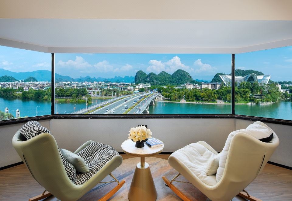 รีวิว Universal Hotel Guilin