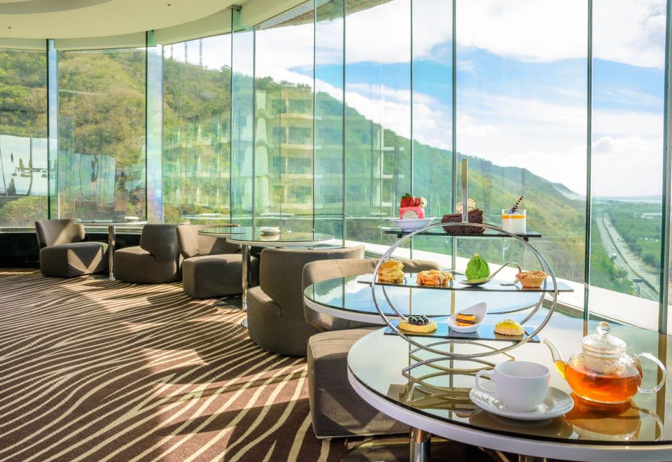 ห้องพักสไตล์ดีไซน์ของ H Resort Kenting วิวหน้าต่างมองออกทะเล