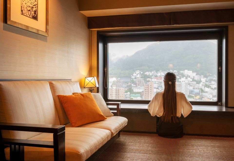ห้องพักสไตล์ญี่ปุ่น-โมเดิร์น La Vista Hakodate Bay วิวภูเขาและตัวเมือง