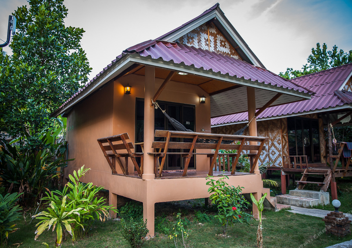 Lanta Pearl Beach Resort