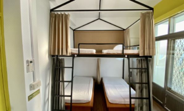 ห้องพักและบรรยากาศภายใน Bayhouse Hostel Penghu สไตล์สบายๆ