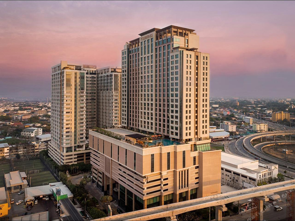 The Grand Fourwings Convention Hotel