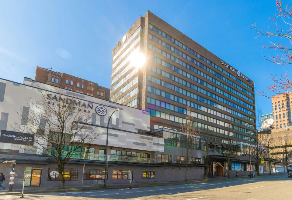 Sandman Hotel Vancouver City Centre