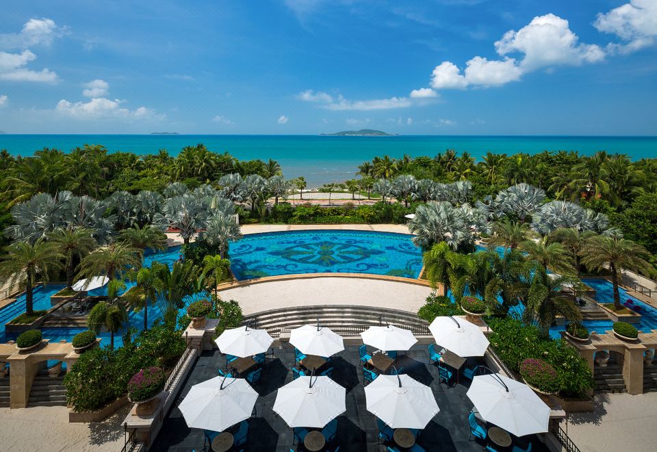 รีวิว Crowne Plaza Resort Sanya Bay
