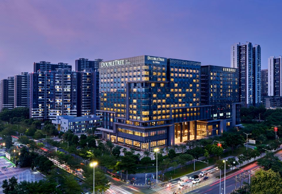 DoubleTree by Hilton Shenzhen Airport (深圳机场希尔顿逸林酒店)