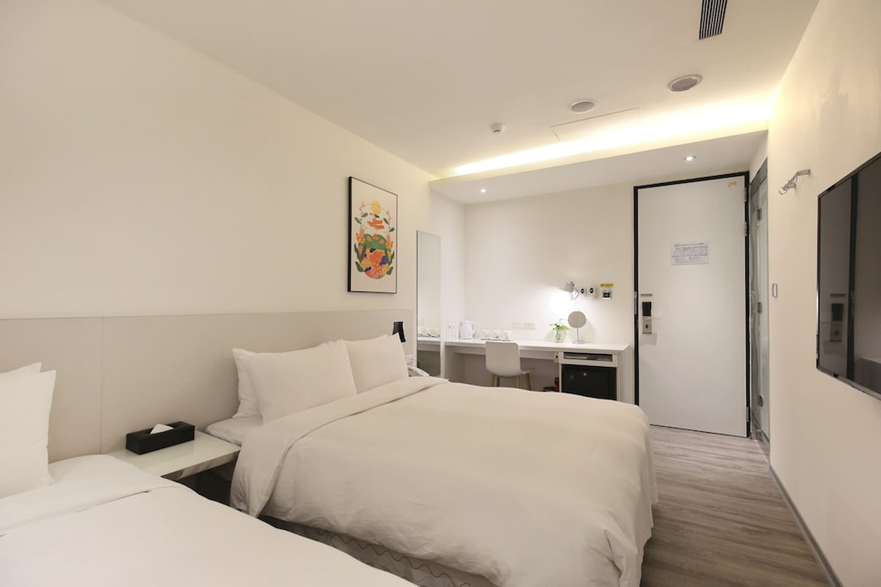 Elite Room