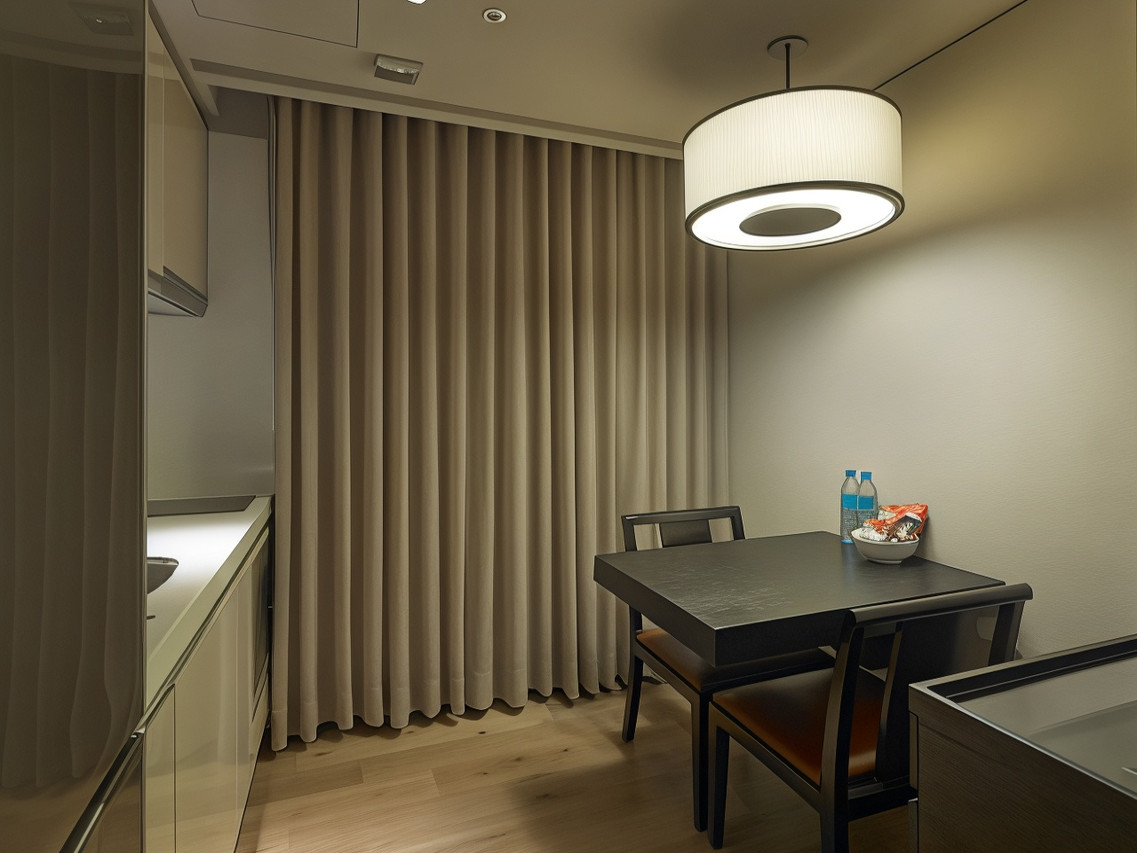 สระน้ำอุ่นในร่ม 18 เมตรของ Gloria Residence Taipei