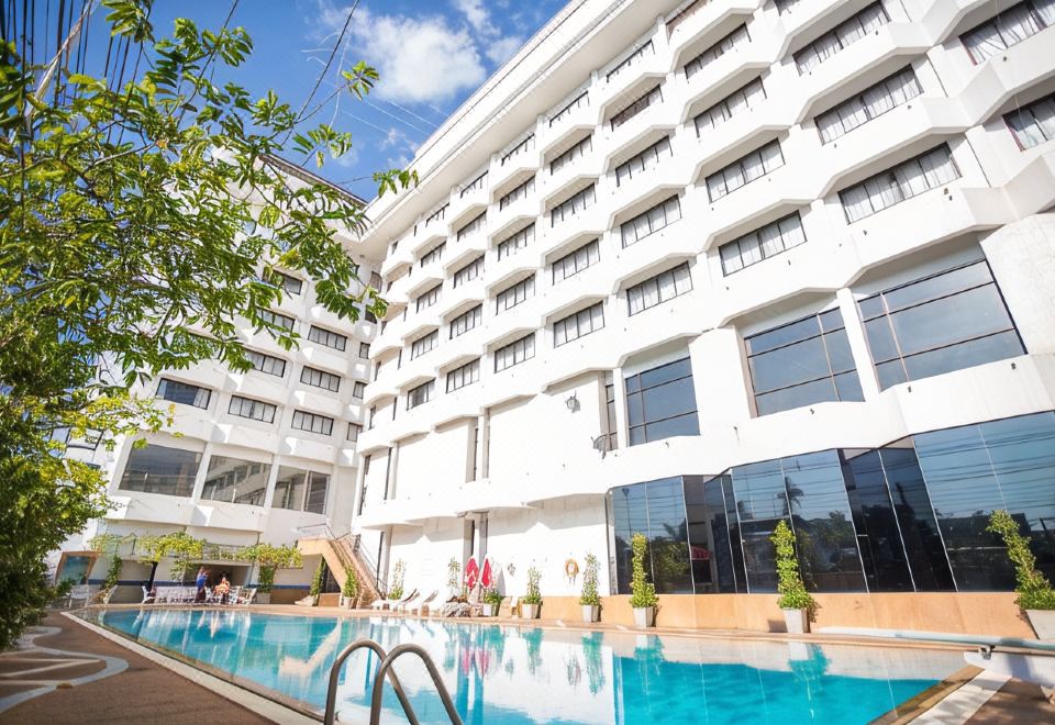 Seeharaj Hotel