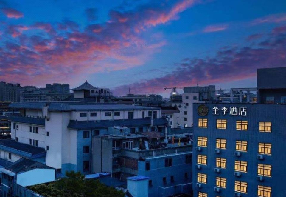 รีวิว JI Hotel Xi'an Bell & Drum Tower Hui Min Street