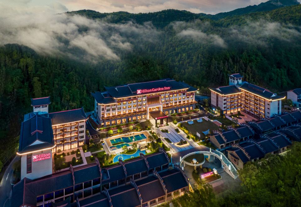 รีวิว Hilton Garden Inn Wulingyuan Zhangjiajie